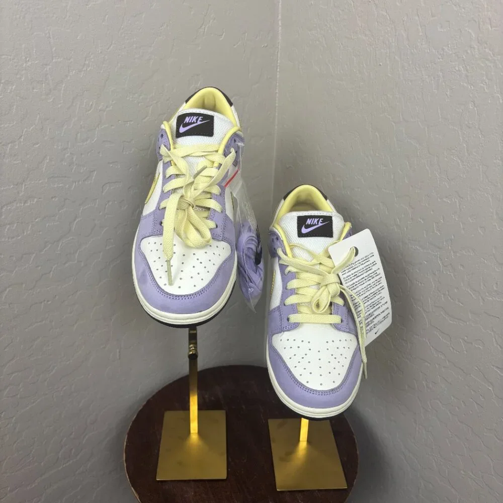 NWT - Nike - Dunk Low‎ Premium ‘Lilac Bloom’